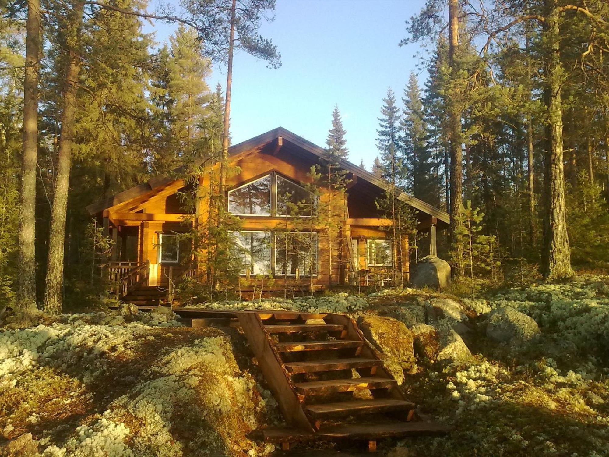 Hyvoelaen Moekit Villa Ahtari Exterior photo